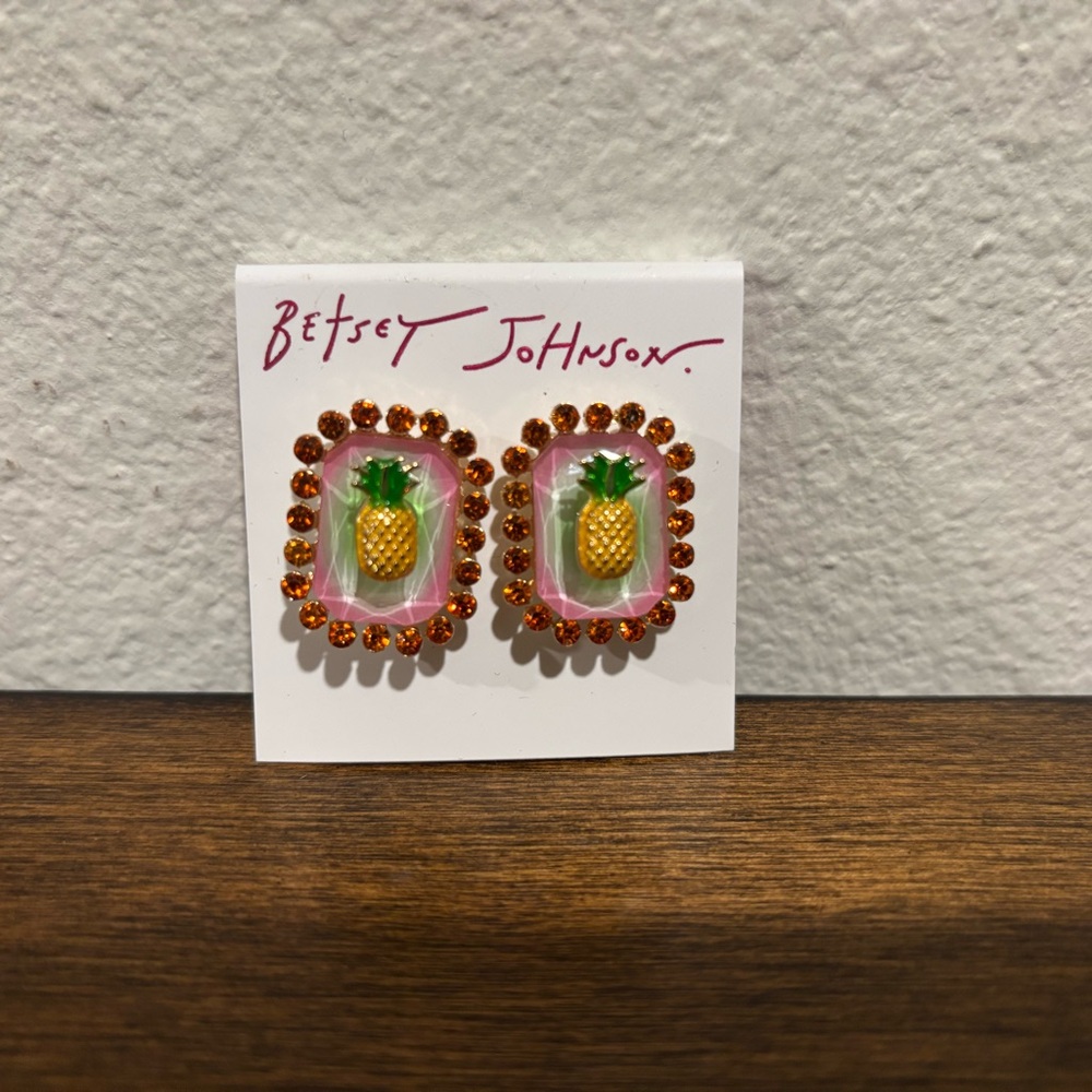 Betsey Johnson Pineapple Earrings - Gold and Green - Picture 1 of 2